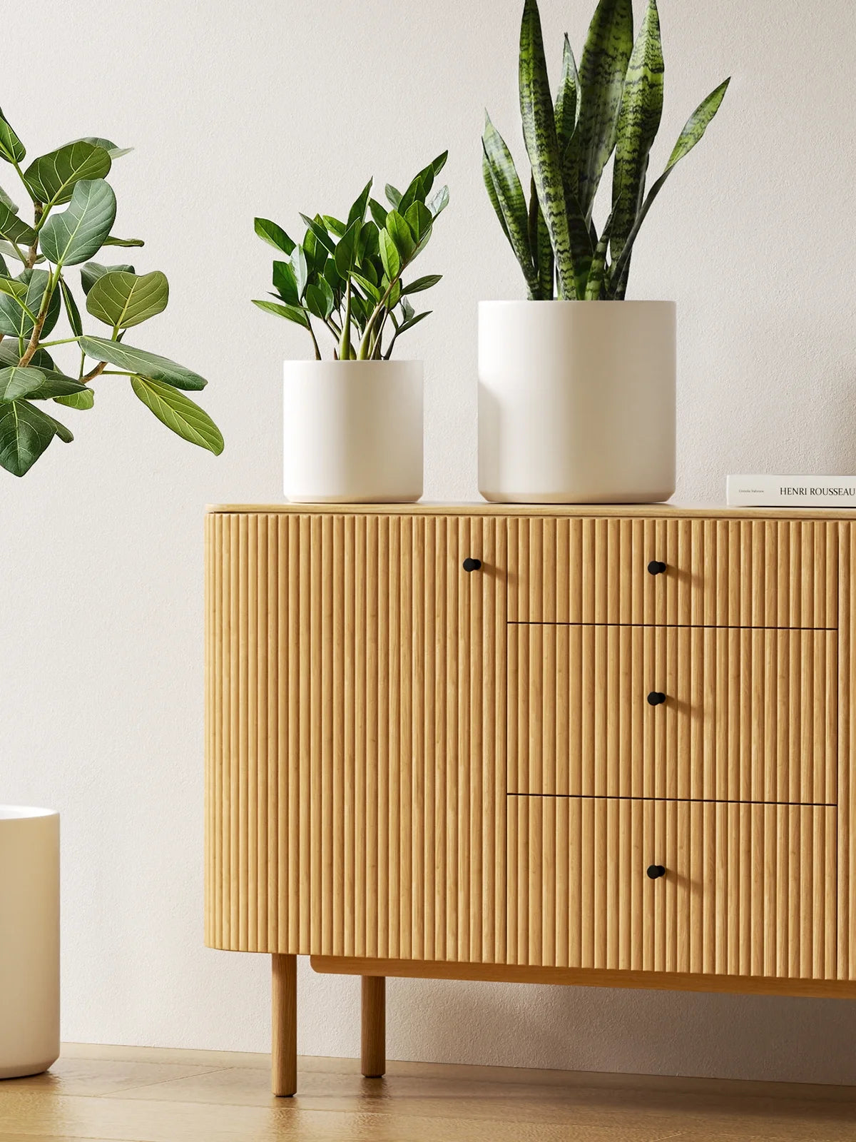 Set of 3 Plant Pots with Drainage Hole & Plug for Indoor & Patio Decor